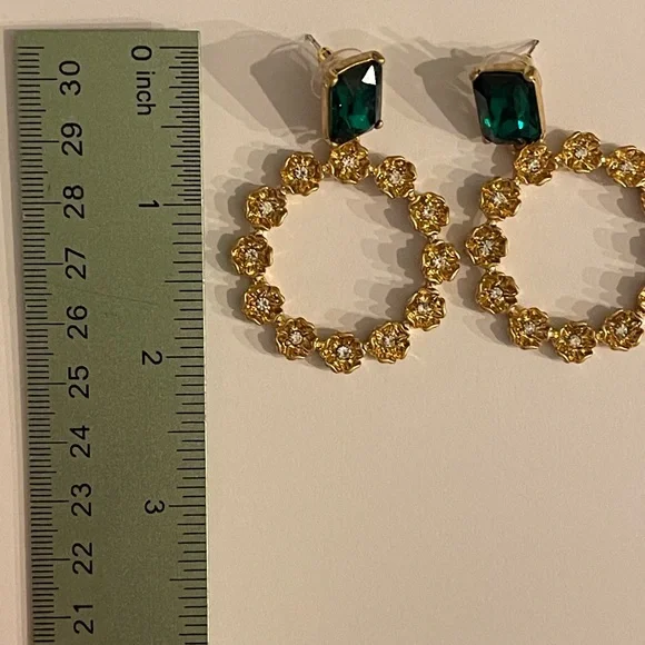Oscar de La Renta Earrings emerald gold flowers floral Dangle drop hoops signed - Picture 13 of 14